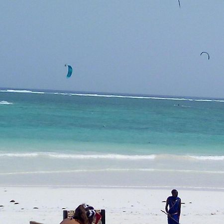 Aqua Resort Diani Beach Exterior photo