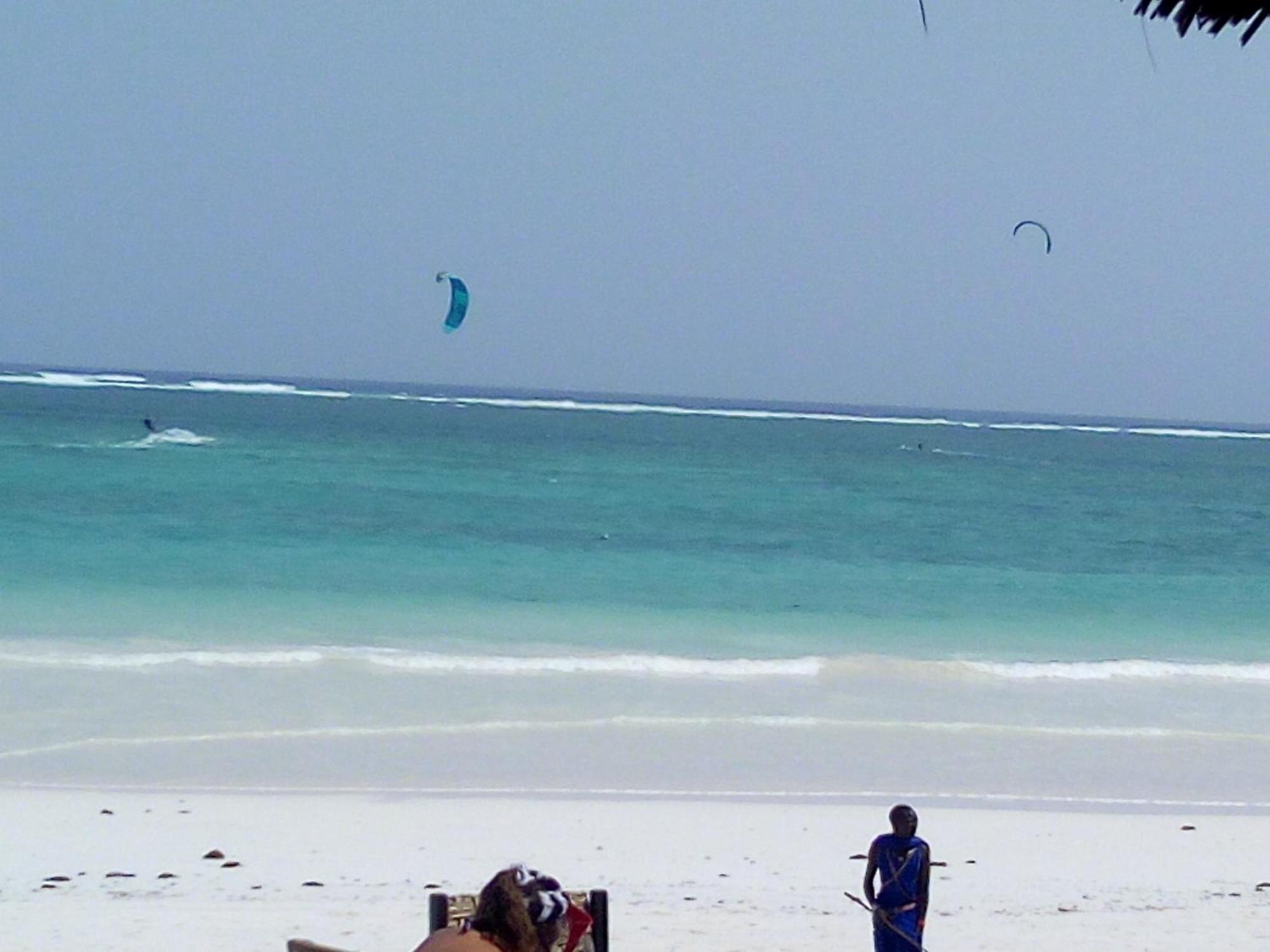 Aqua Resort Diani Beach Exterior photo