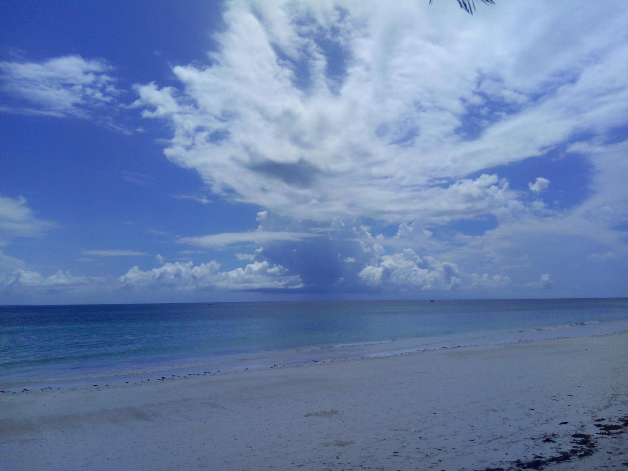 Aqua Resort Diani Beach Exterior photo